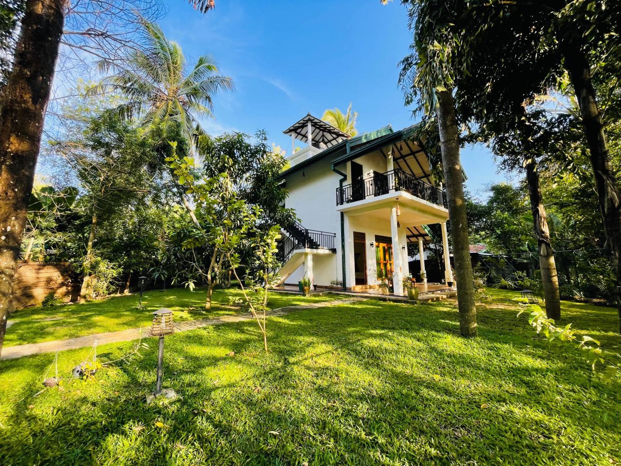 Yala Safari River View Hotel Tissamaharama Exterior foto